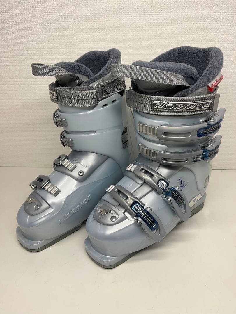 美品 スキー ブーツ NORDICA ノルディカ 24cm レディース