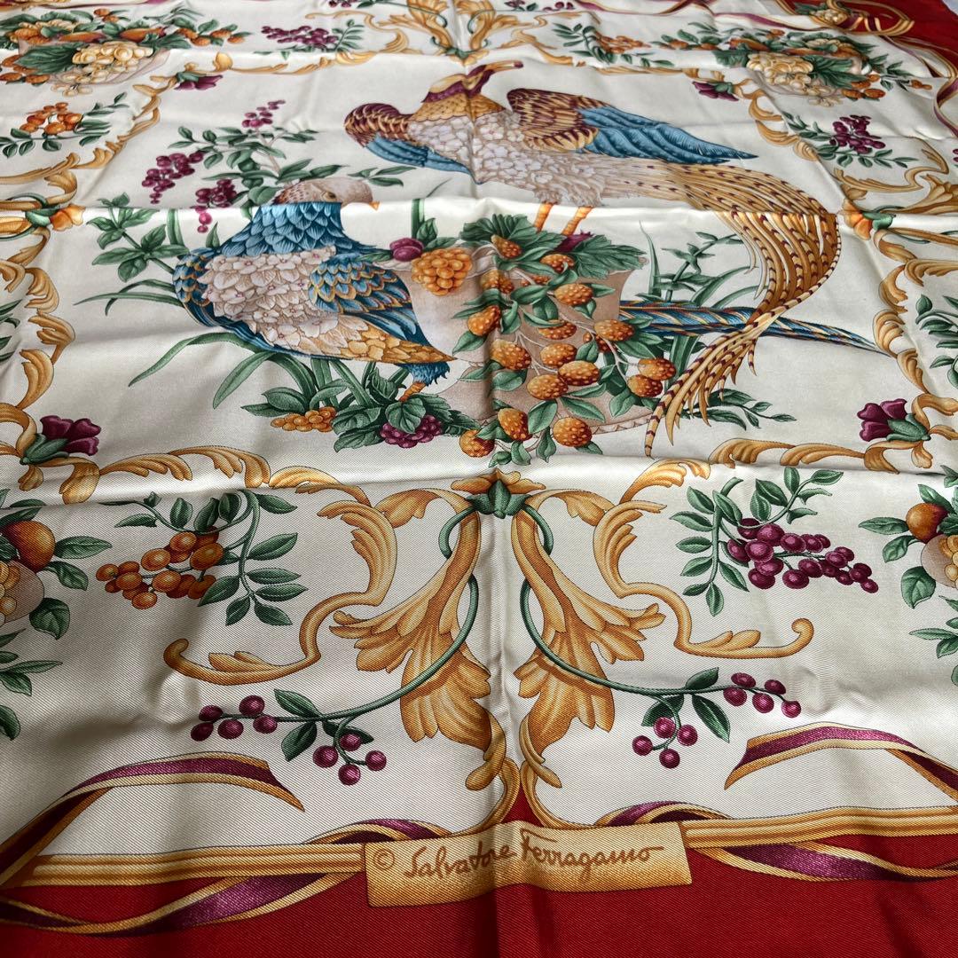 Sakado Express様　サルヴァトーレフェラガモ　スカーフ　ヴィンテージ