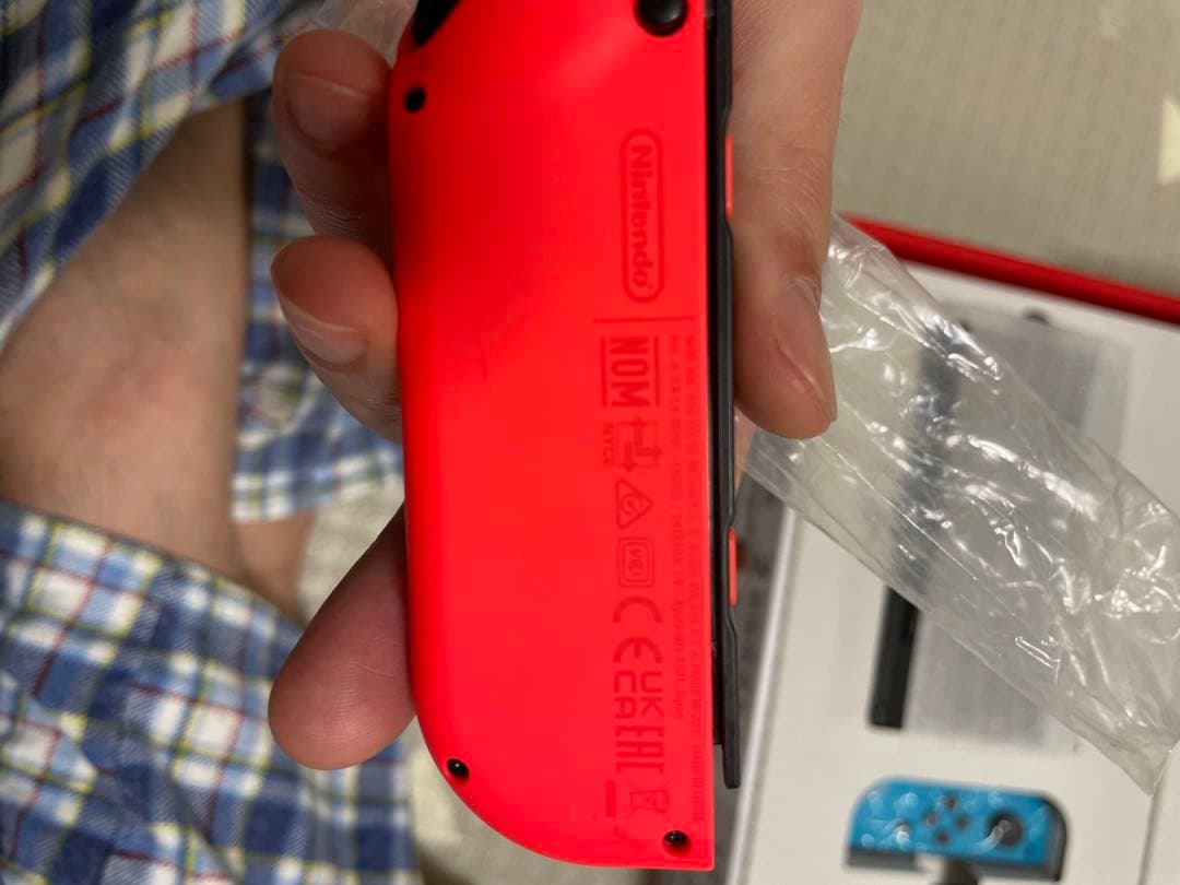 Nintendo Switch 本体　バッテリー持続時間が長くなったモデル