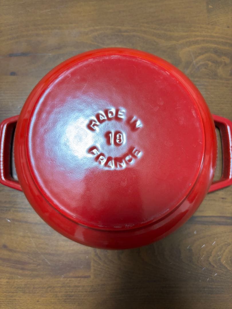 【mm】STAUB 両手鍋 赤 直径約18cm