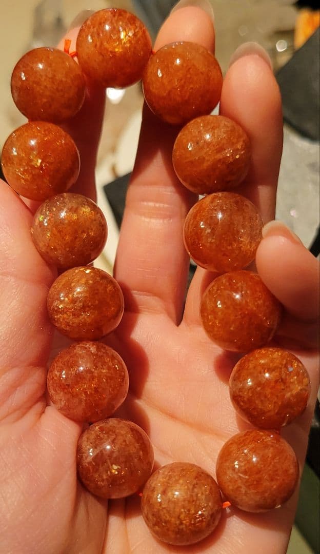 ！真紅な太陽の石！！サンストーンブレスレット　超レア大玉　約16㎜玉