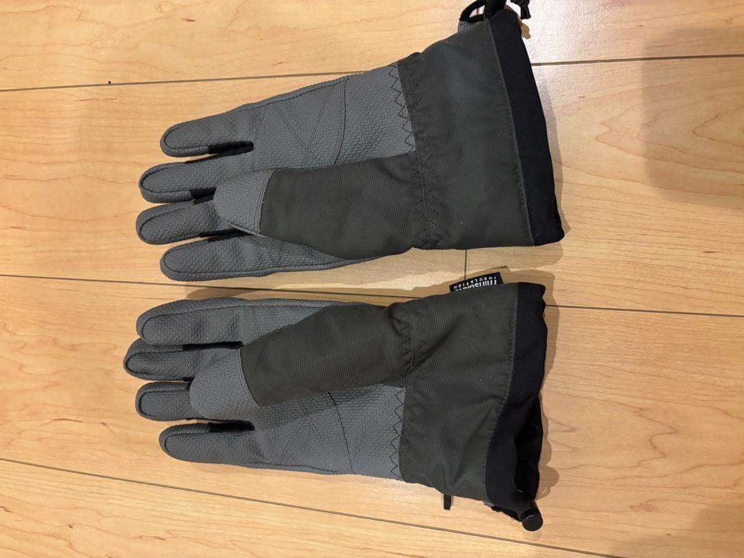 スノボー　スキー　ウェア上下セット　手袋付き