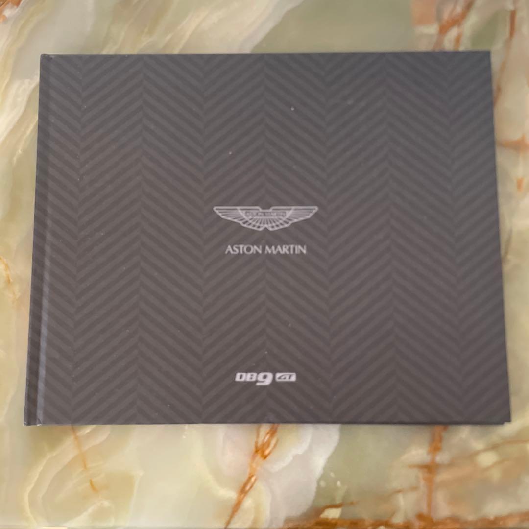 ASTON MARTIN カタログ