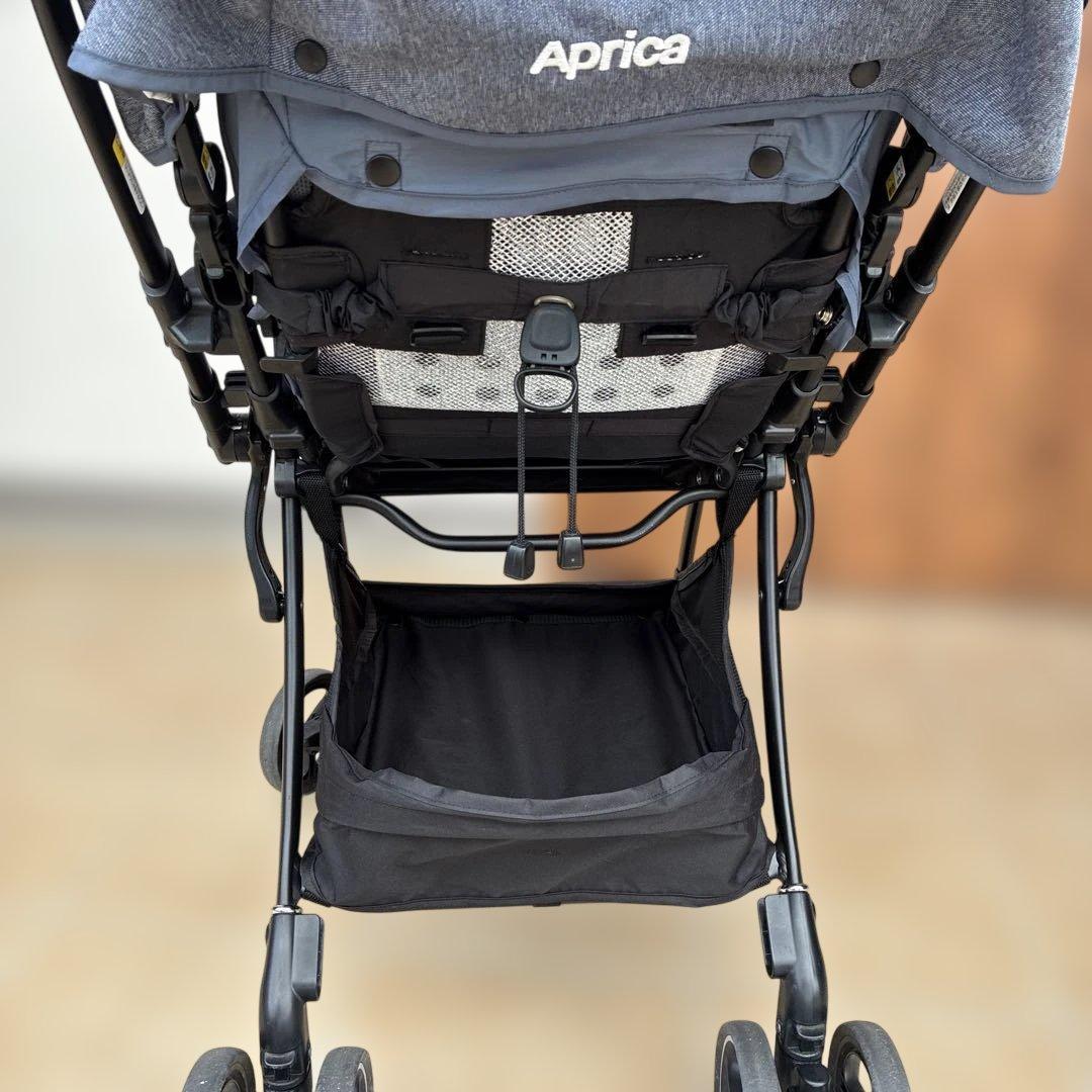 【週末値下げ】アップリカ ラクーナビッテクッション ベビーカー マグネットタイプ