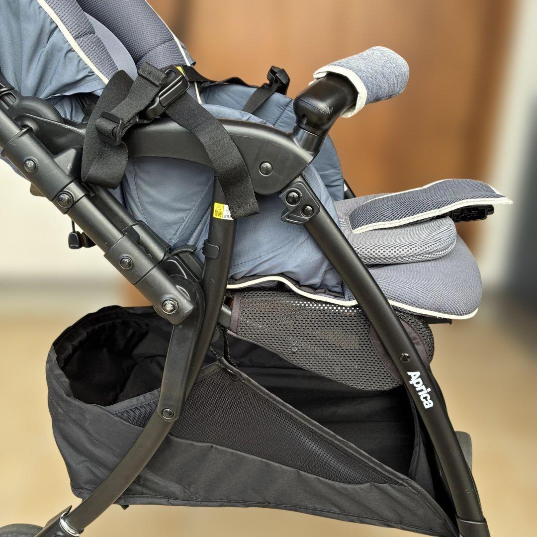 【週末値下げ】アップリカ ラクーナビッテクッション ベビーカー マグネットタイプ