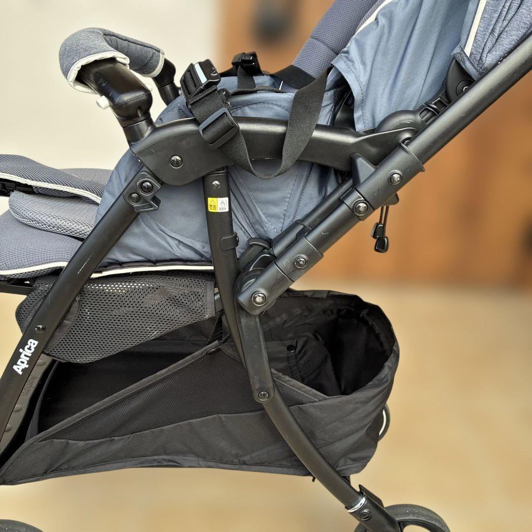 【週末値下げ】アップリカ ラクーナビッテクッション ベビーカー マグネットタイプ