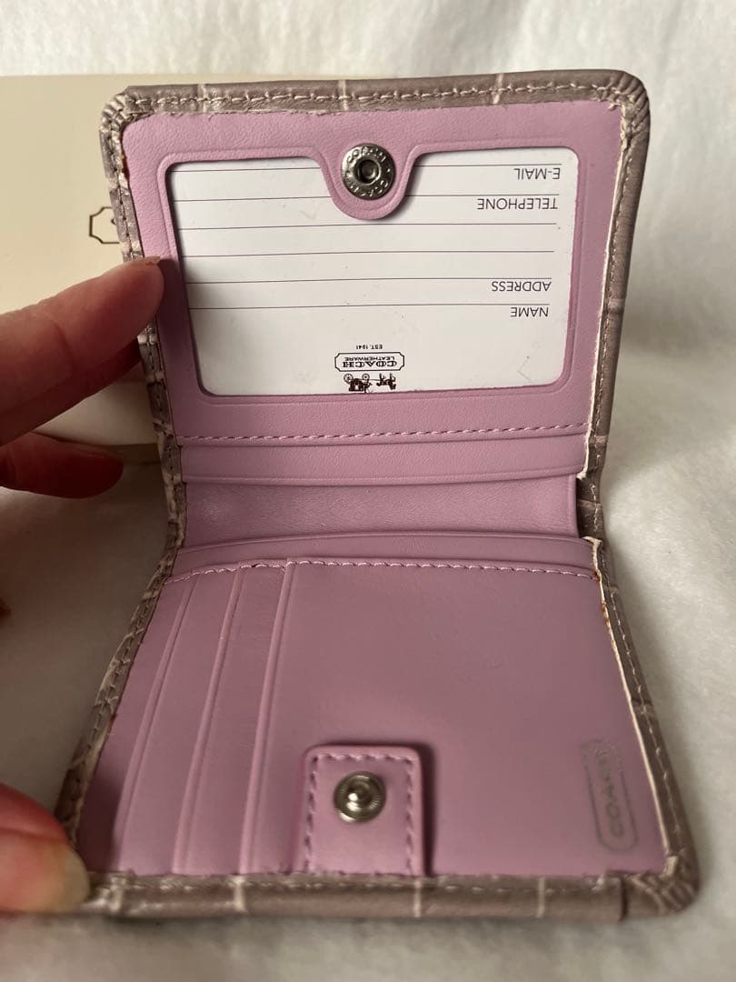 【新品未使用】COACH 二つ折り財布