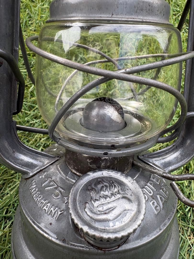 Feuerhand 175 SuperBaby ヴィンテージランタン