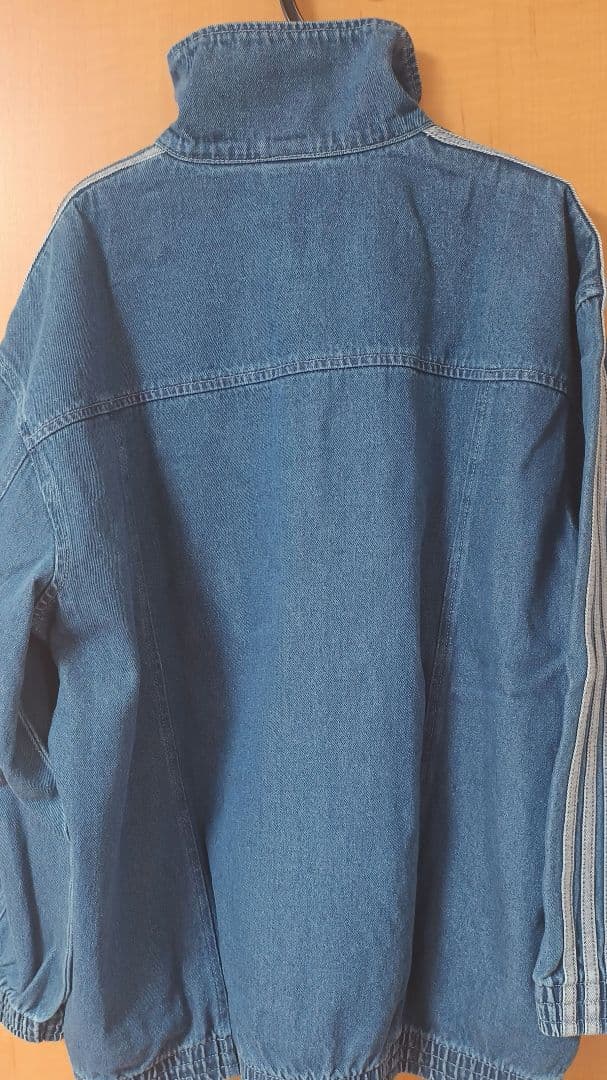 【新品】アディダスオリジナルスアディレニウム デニム トラックトップ