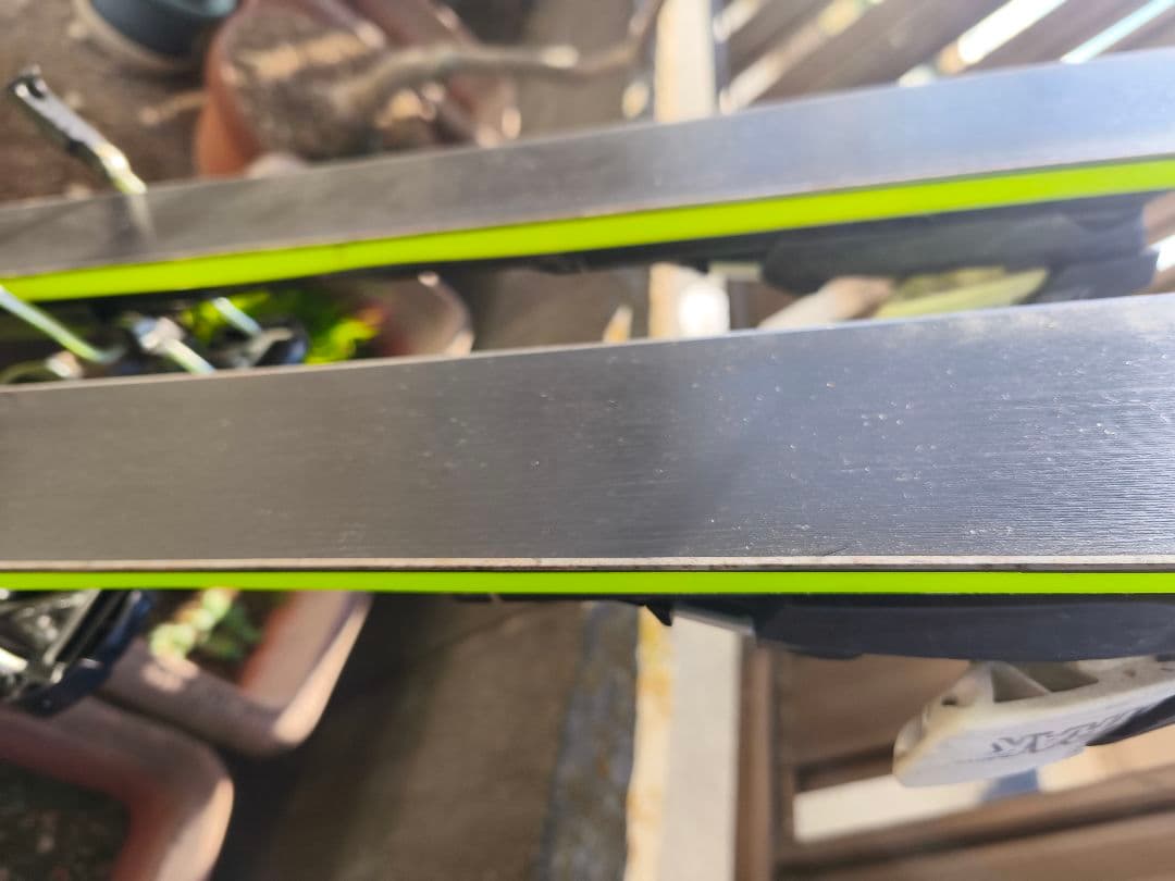 Salomon X-MAX 150cm中古ジュニアスキー 板