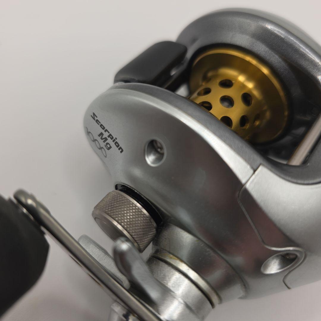 T66 シマノ 04スコーピオンMg1000