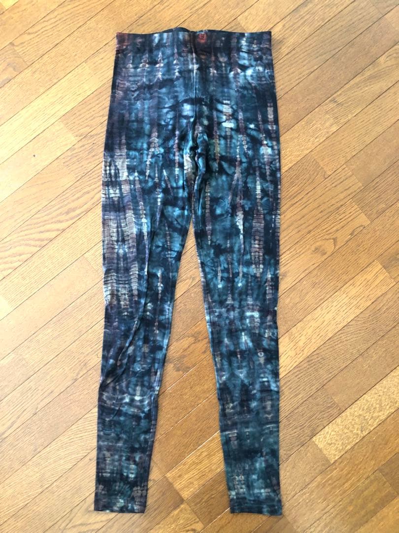 新品未使用Aon jasmineネイビー⁇ブラウン柔らかレギンス タイダイ染め