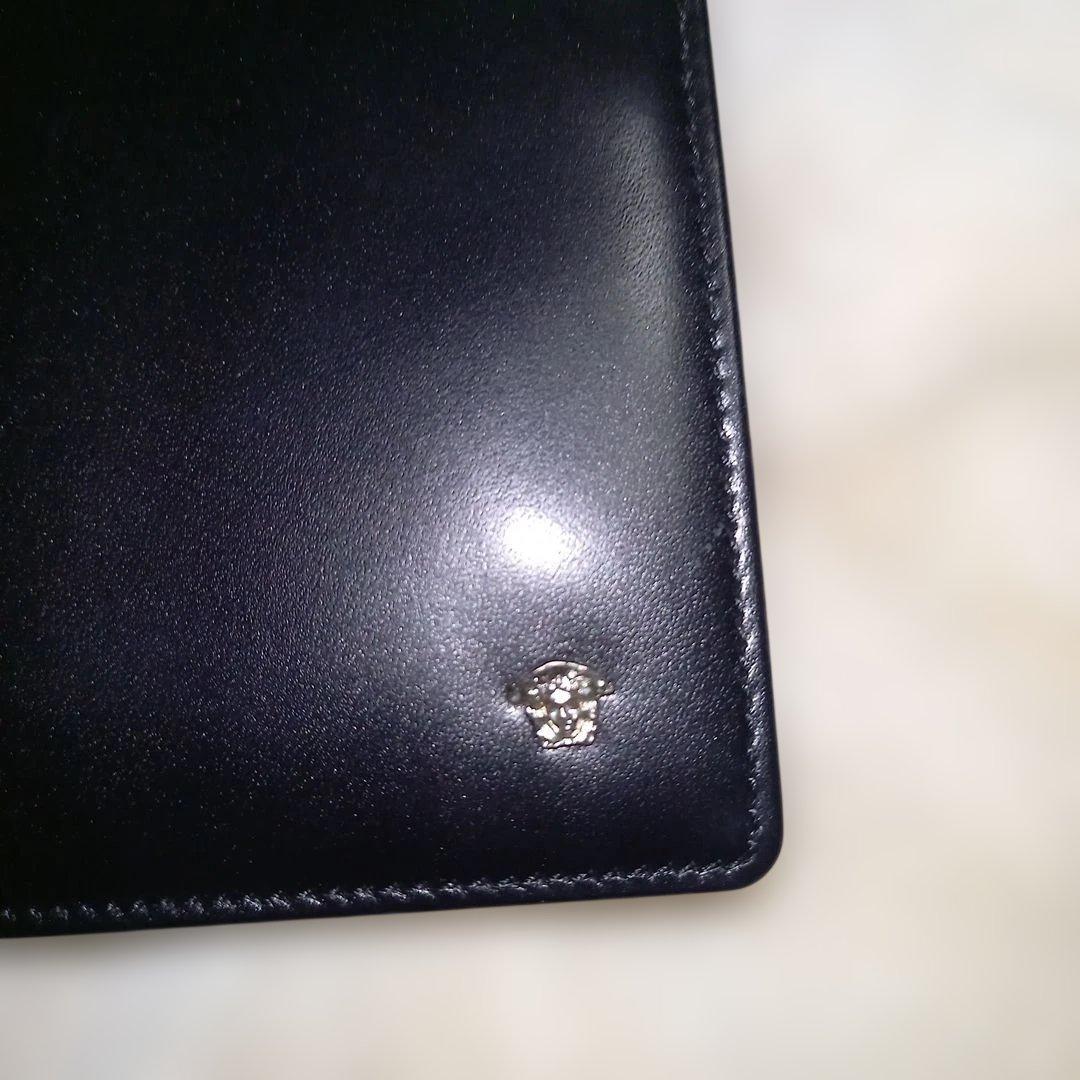 新品未使用 ジャンニヴェルサーチ 2つ折り財布