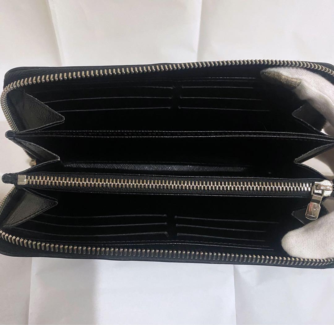 ルイヴィトン ジッピーウォレット エピ ブラック ラウンド 長財布