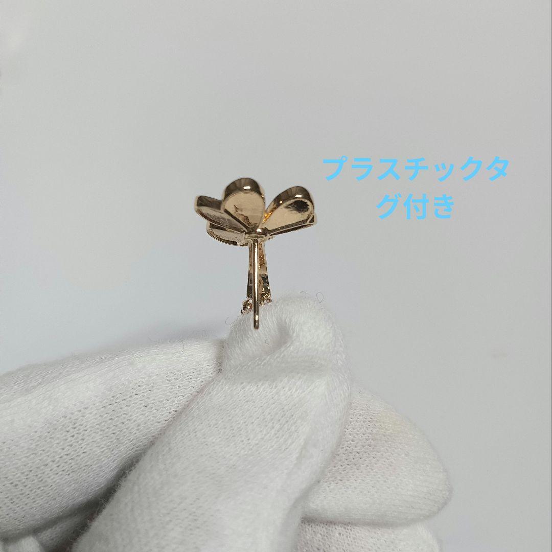 ハイクオリティ　1ストーン付き三つ葉ピアス　フラワーピアス　YG