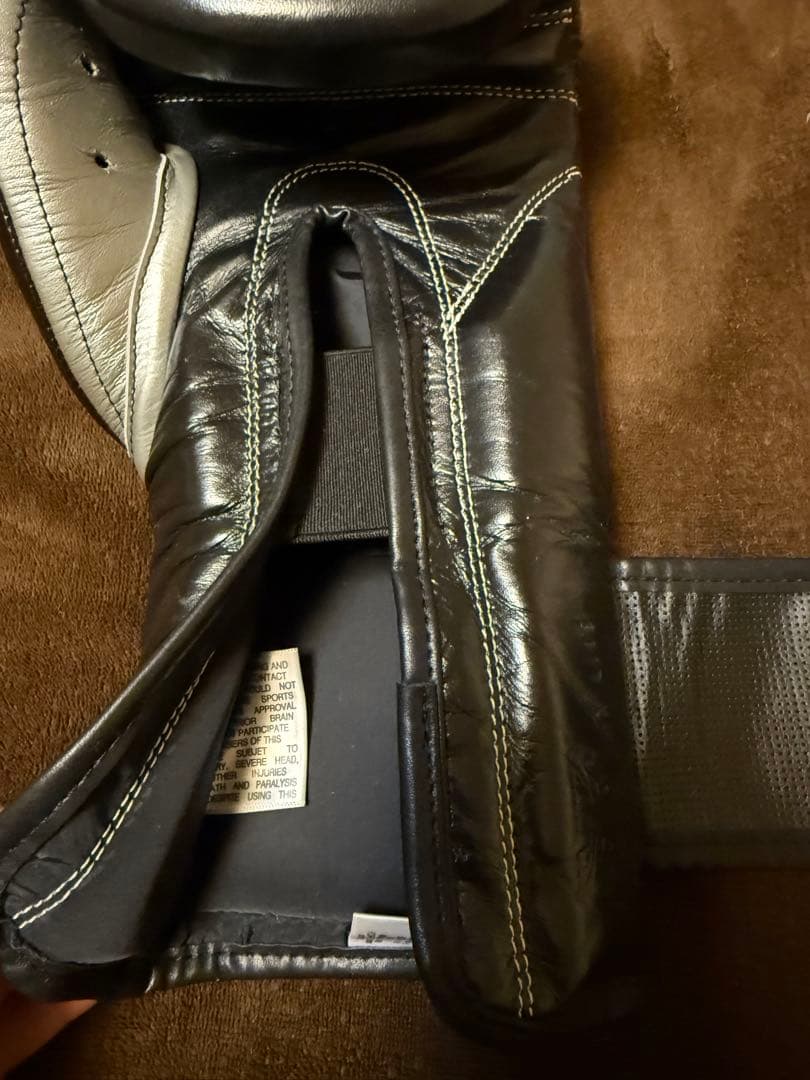 CLETO REYES ボクシンググローブ　16オンス　レイジェス　ブラック