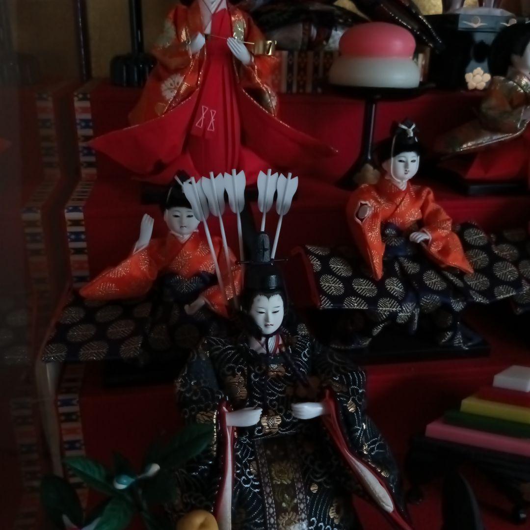 雛人形 三段式 伝統的な雛祭り