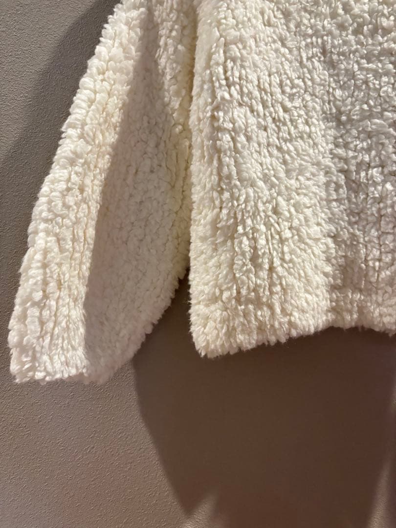 トップス Leinwande Boa Hand Knitted Top