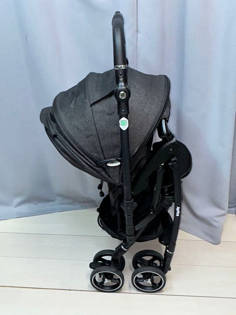 アップリカ　ラクーナ クッション フリー プラス AB