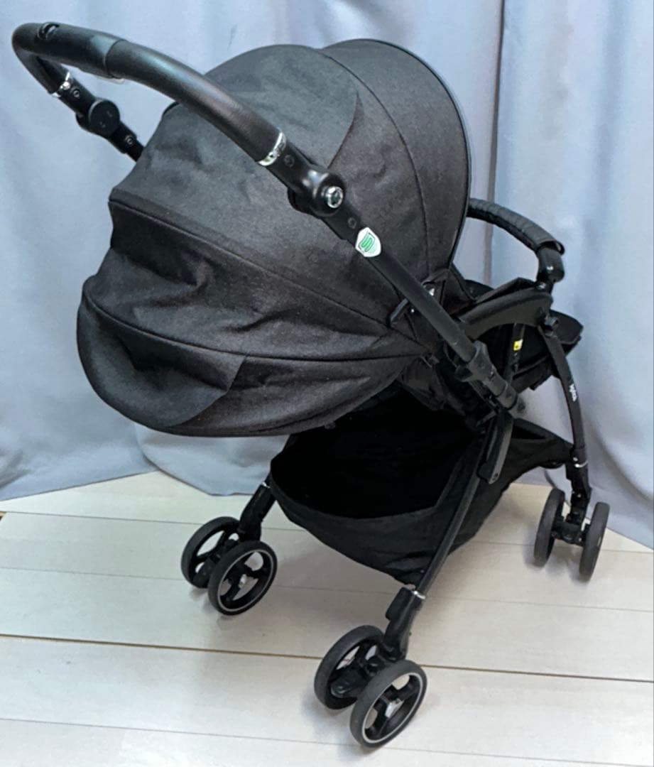 アップリカ　ラクーナ クッション フリー プラス AB