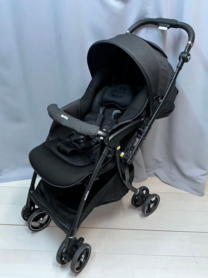 アップリカ　ラクーナ クッション フリー プラス AB