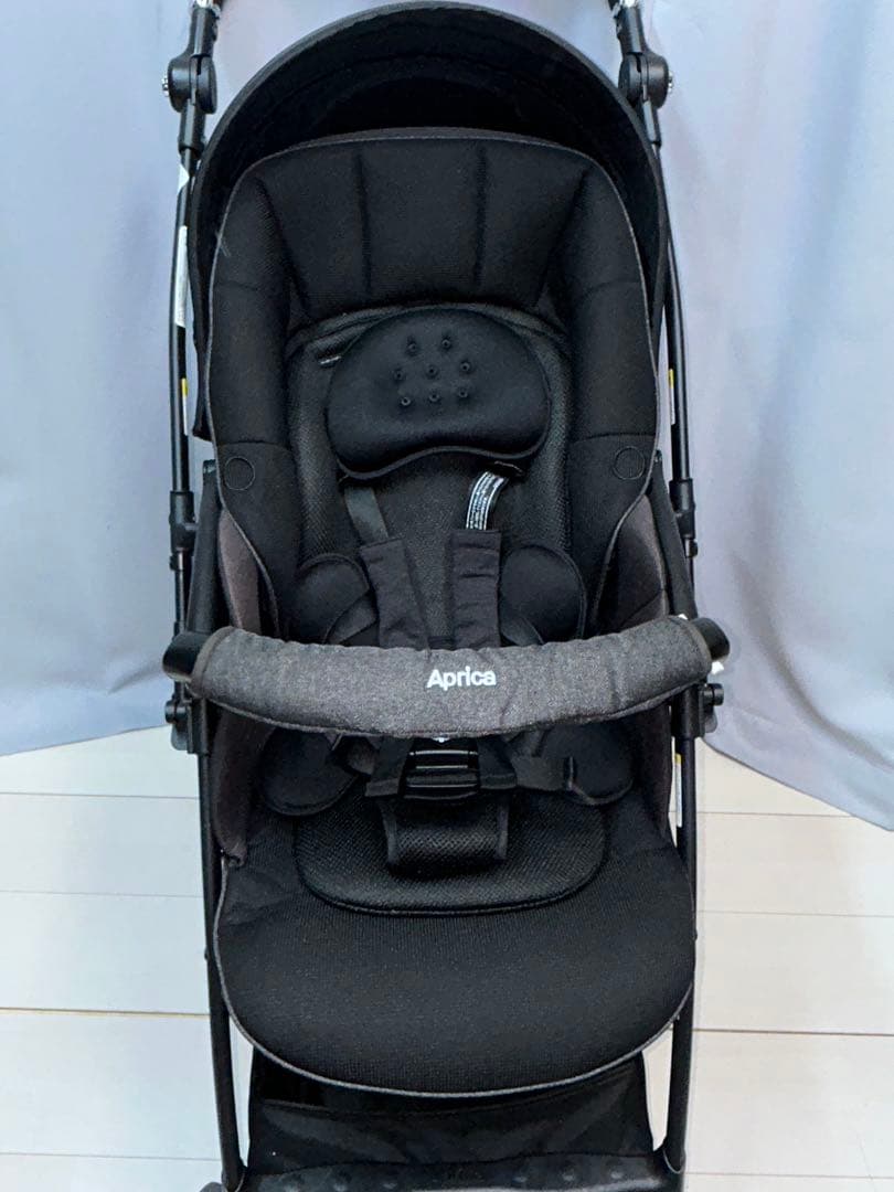 アップリカ　ラクーナ クッション フリー プラス AB