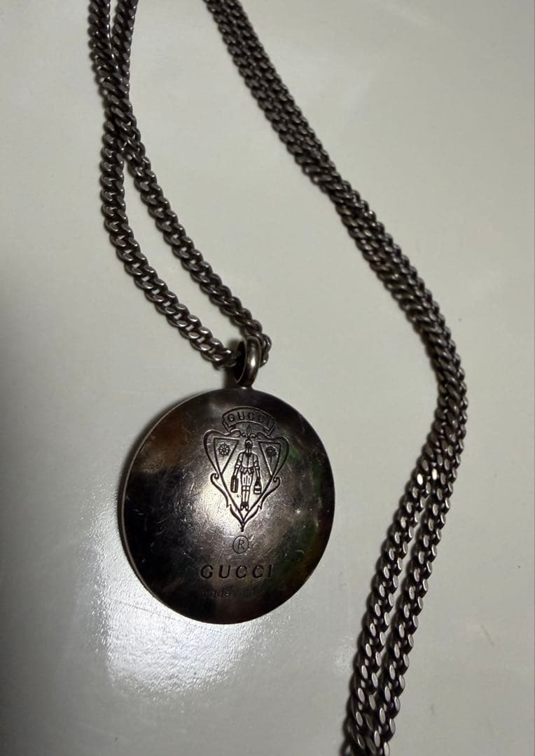 グッチ ネックレス 紋章 クレスト ラウンド シルバー925 ペンダントトップ