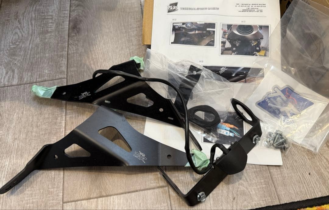 TSR CBR600RR(2BL/8BL-PC40) フェンダーレスキット