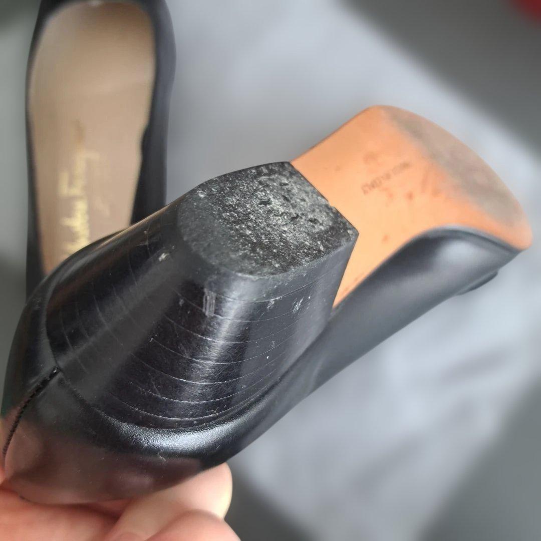 Salvatore Ferragamo 黒 リボン付きパンプス フェラガモ