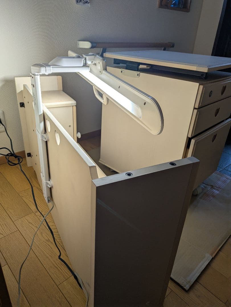 イトーキ学習机　４点セット