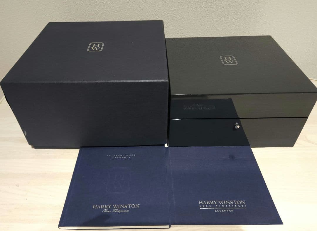 HARRY WINSTON　 時計ケース　 取り扱い説明書　箱セット　お値下げ✨