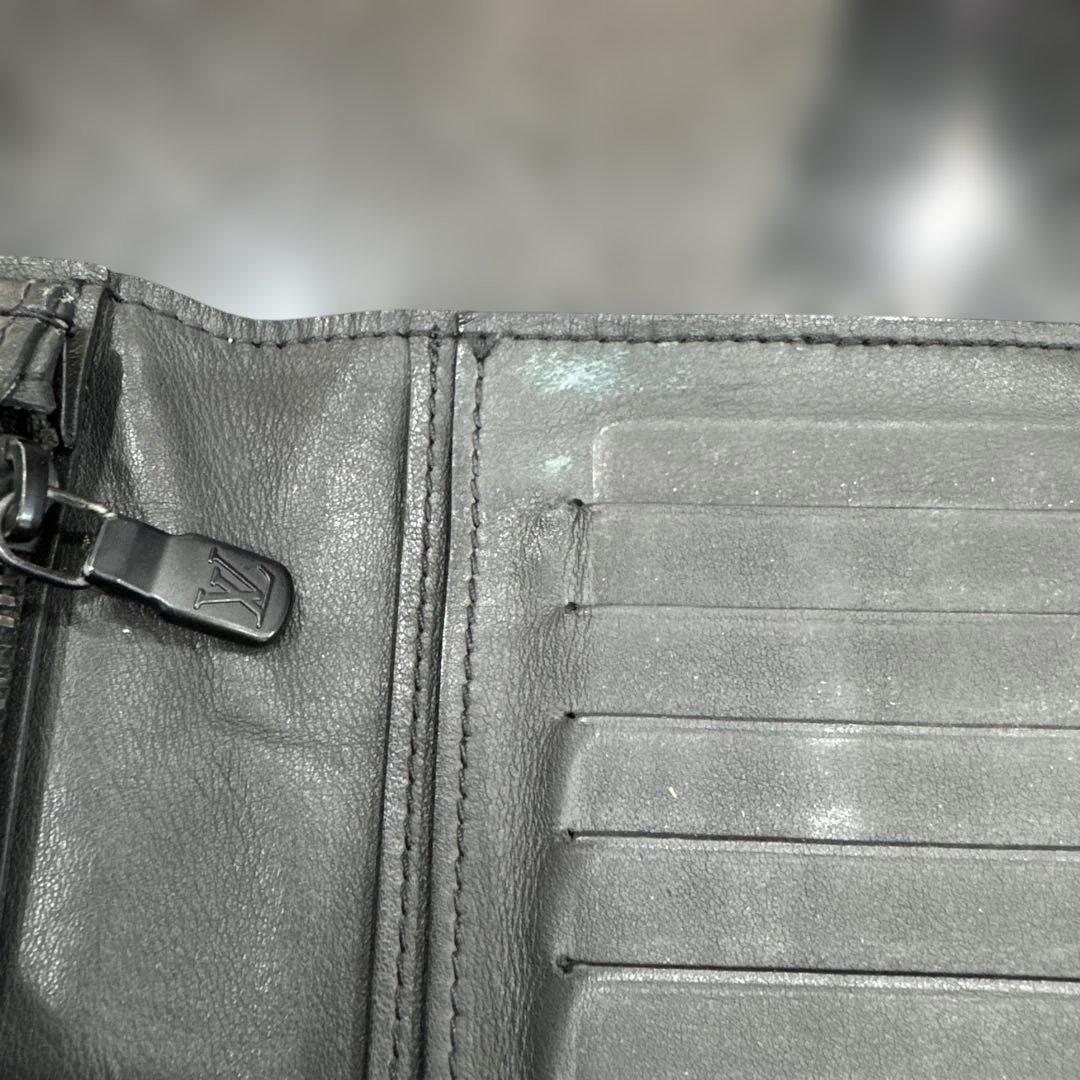 ルイヴィトン　財布　LV