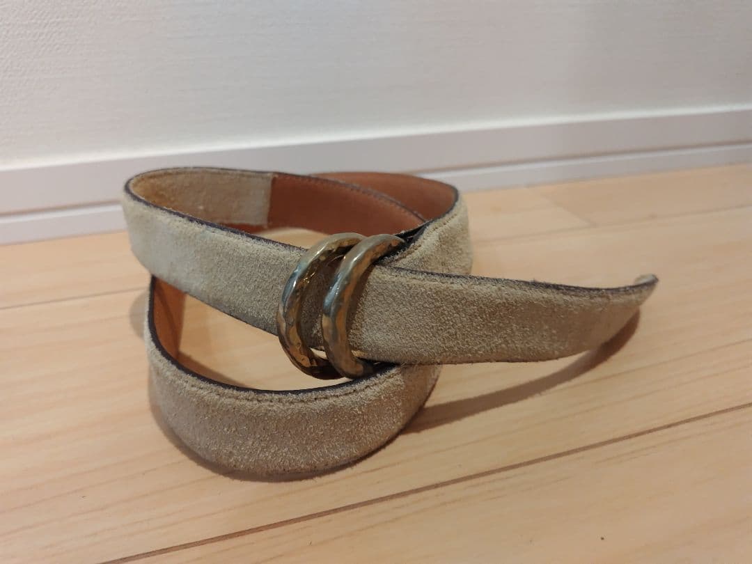 Andrea D'AMICO ベージュ スエード リングベルト