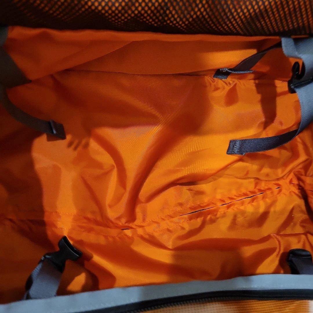 Patagonia ブラックホール ウィールド ダッフル 45L キャリーバッグ