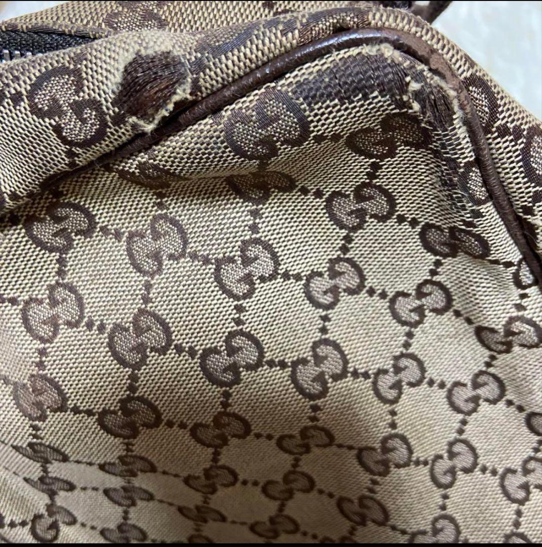 GUCCI メッセンジャーバッグ ベージュ GGパターン