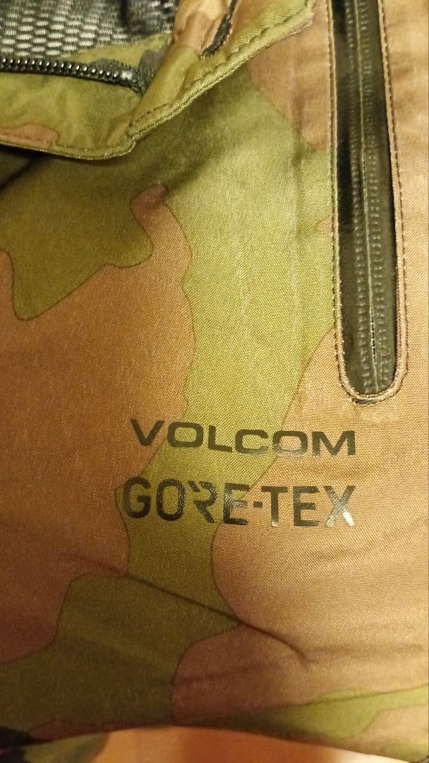 VOLCOM ボルコム GORE-TEX 　Lサイズ　パンツ