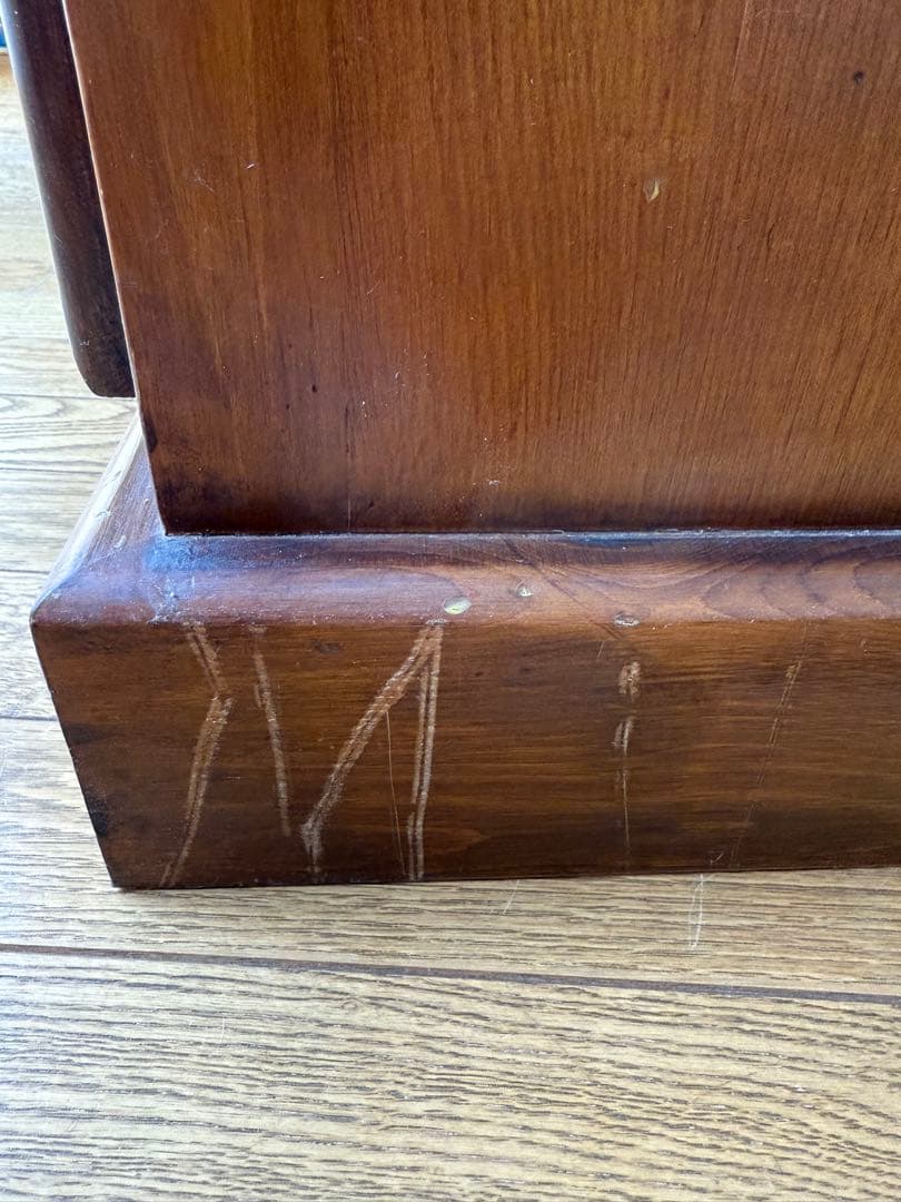 誠工舎　花柄タイル装飾　木製チェスト