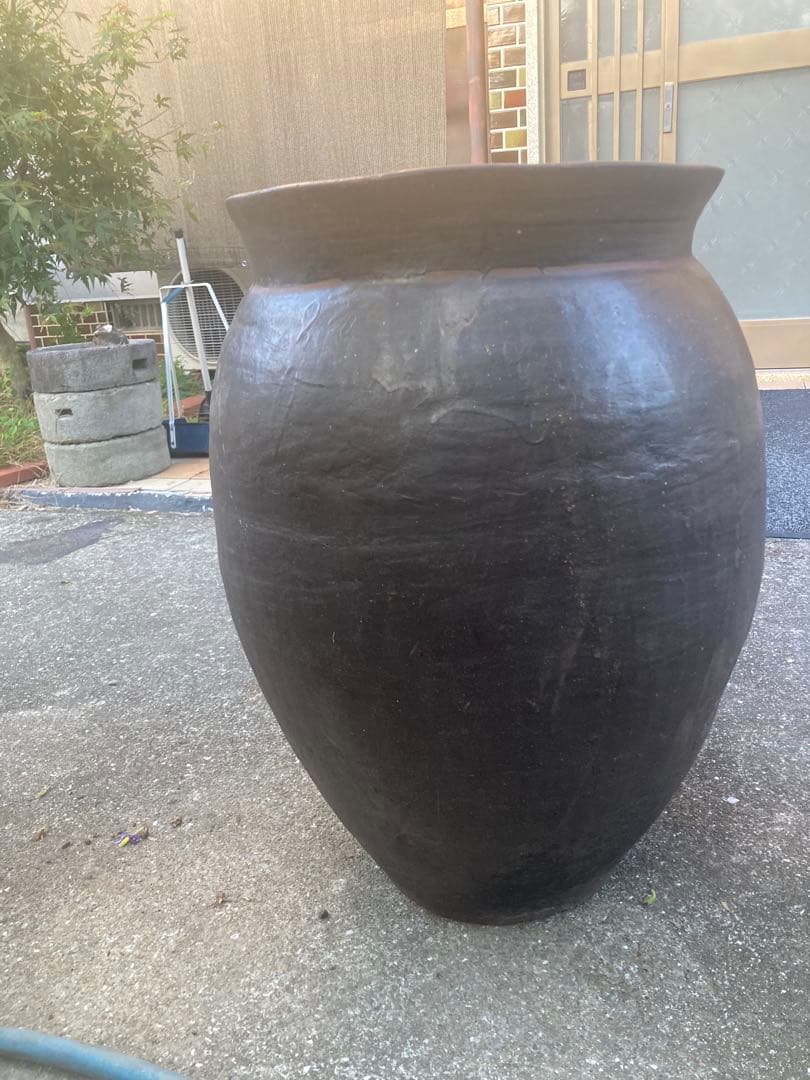 古民家。昭和レトロ。陶器製水鉢 。鉢カバー。和風庭園。ダークブラウン60㎝。