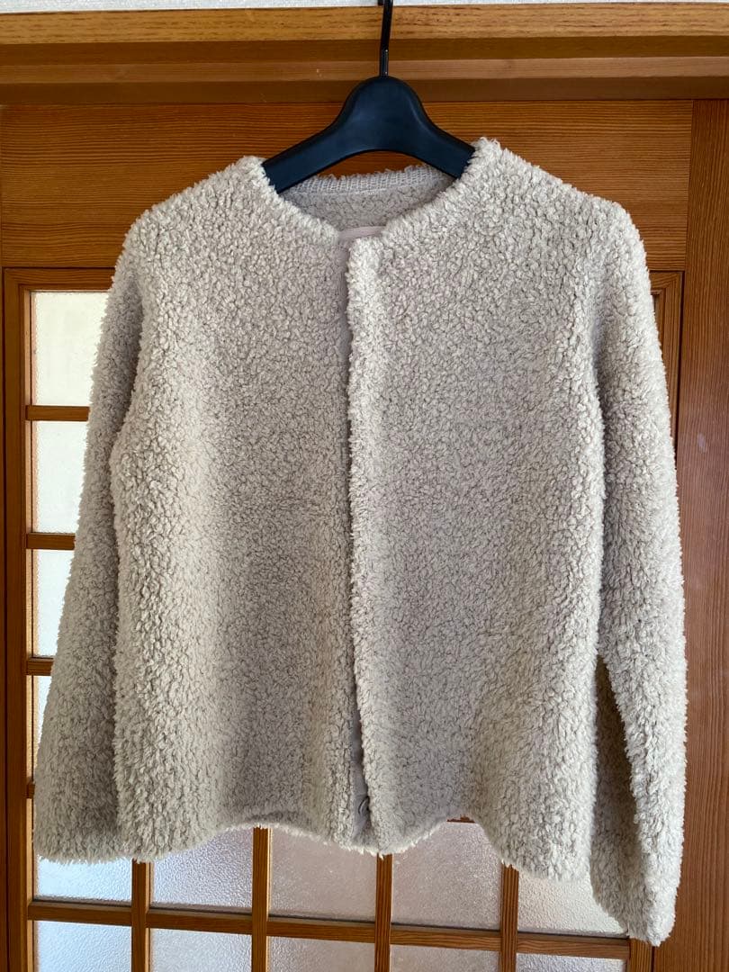 パラスパレス　ニットカーディガン