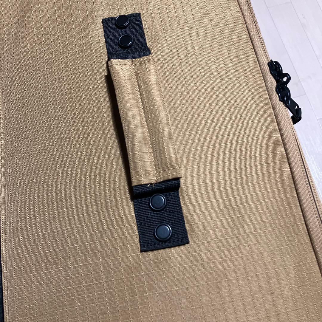 【新品未使用未開封】Colemanベージュナイロンキャリーカート 中型