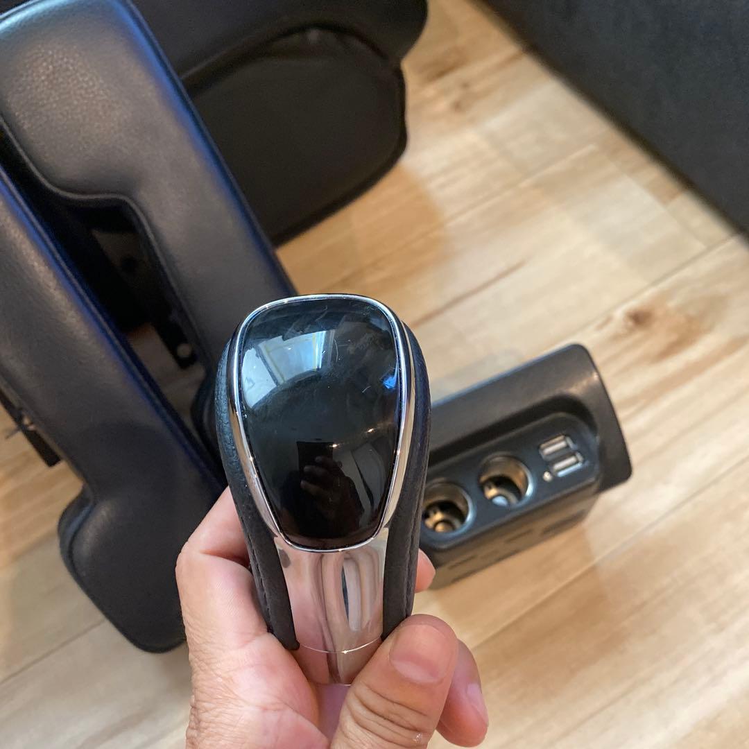 ハイエース　内装品