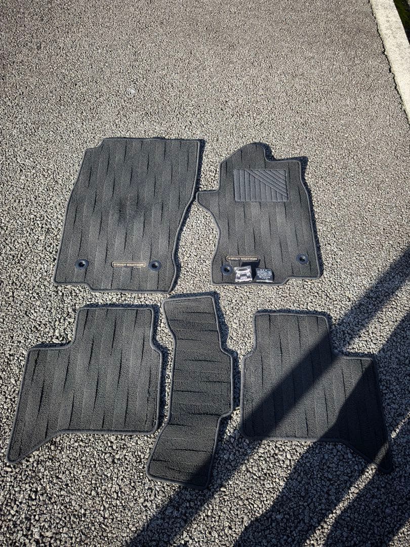 ランドクルーザー250 純正　フロアマット