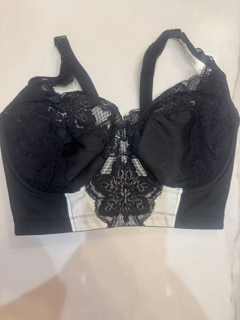 【新品未使用】グラントLALA ブラジャー E75 ブラック