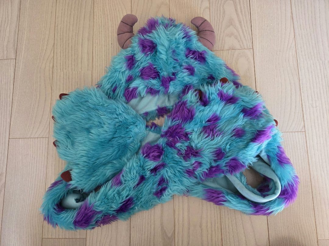 東京ディズニーリゾート サリー　マフラーキャップ