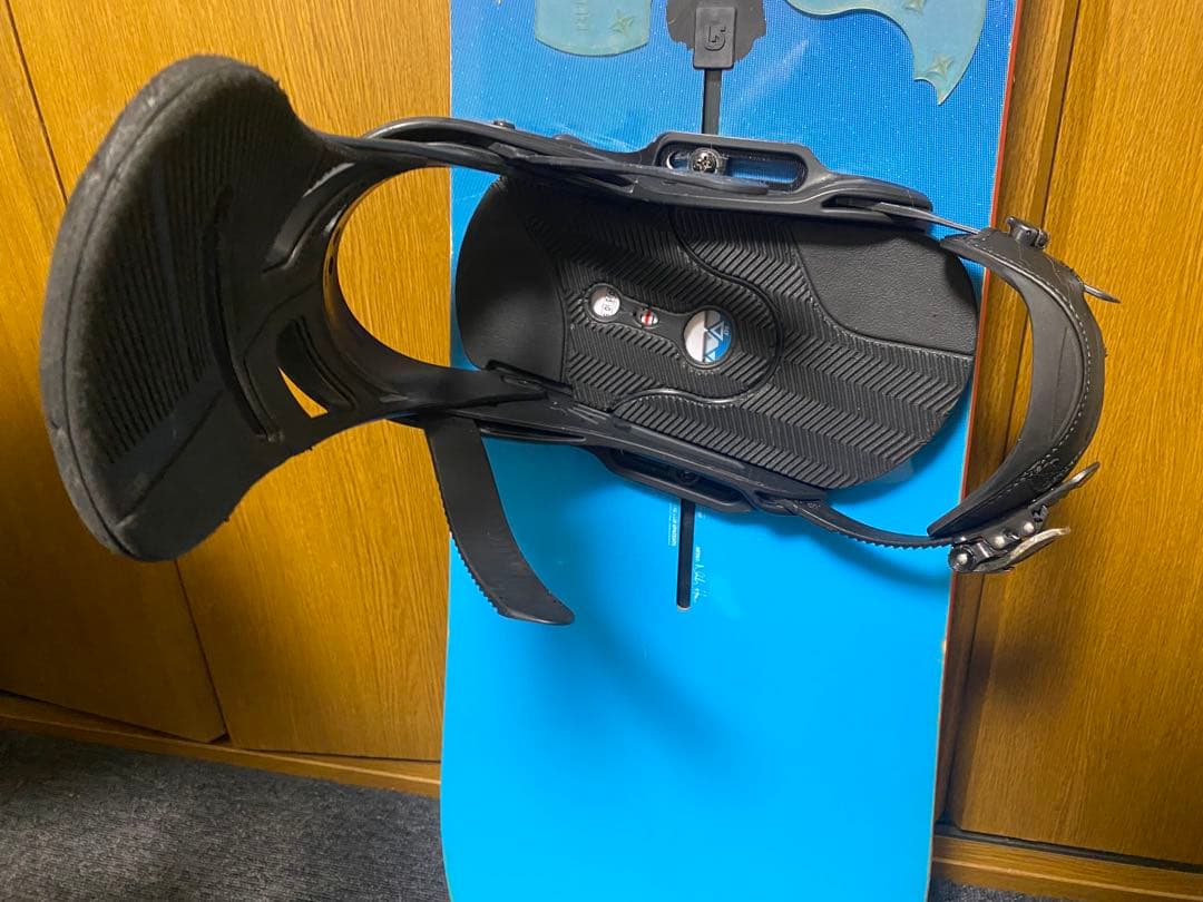 BURTON CUSTOM FLYING V 154 16-17ビンディング付き