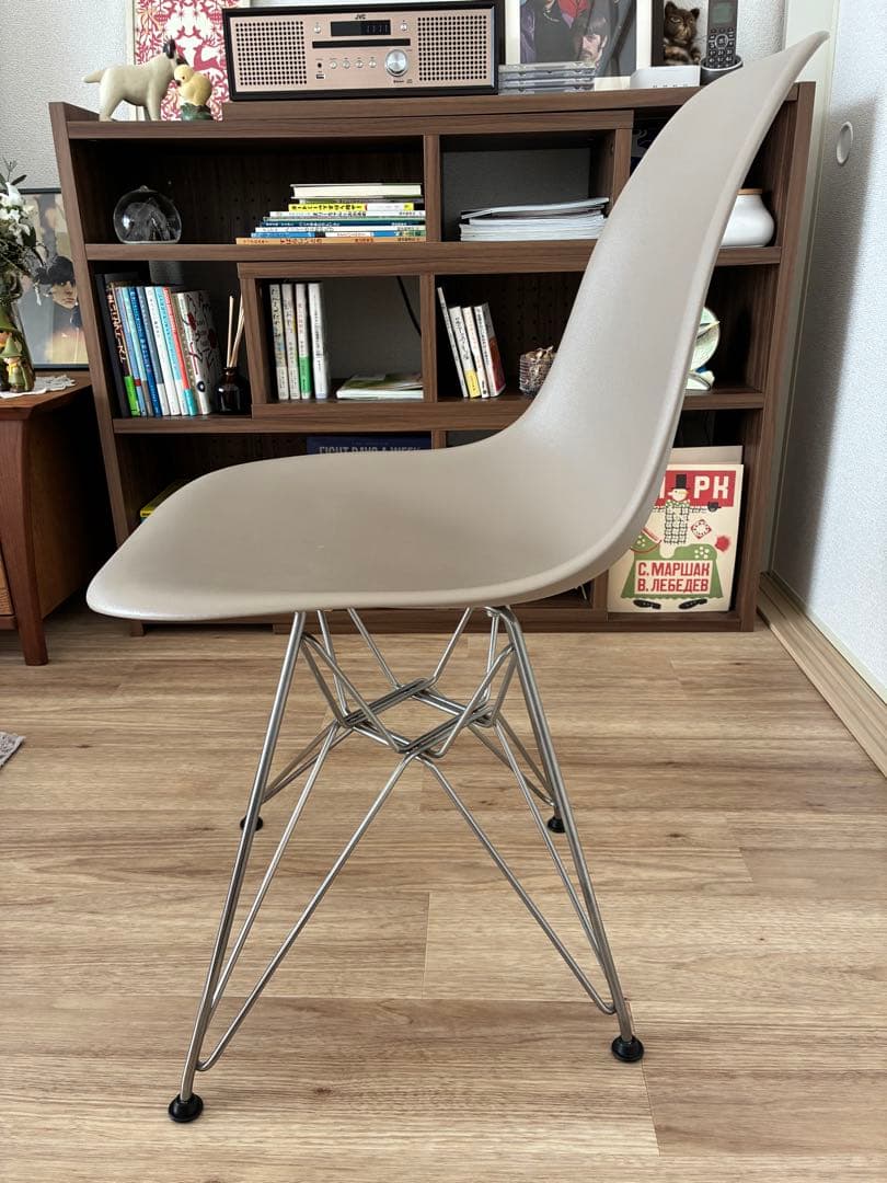 ★美品 正規品 ハーマンミラー イームズ シェル サイド チェア DSR ココア