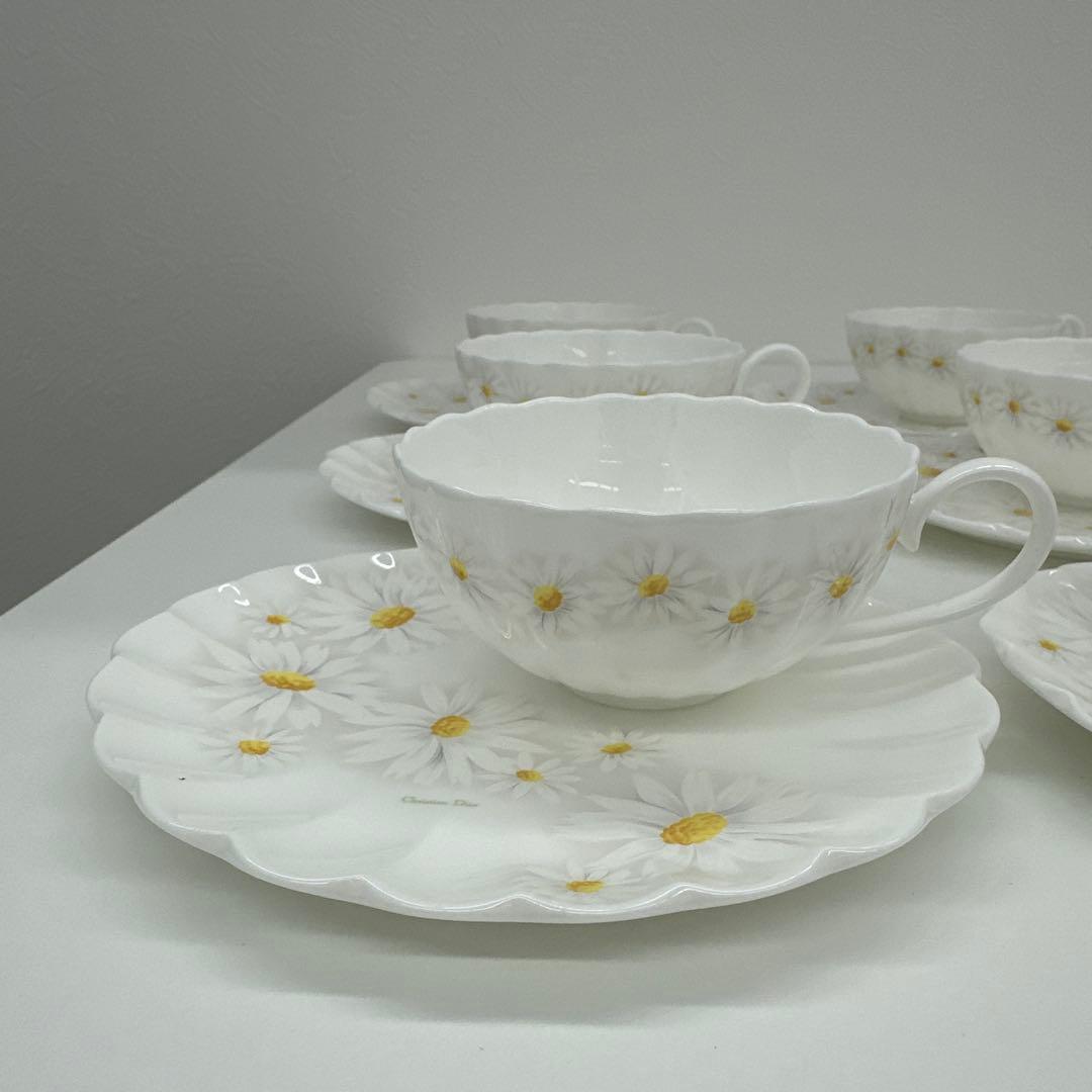 Christian Dior 花柄食器セット