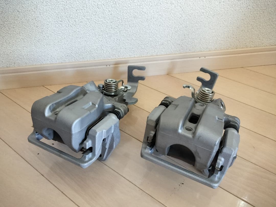 【新車納車取り外し】NDロードスターRF（NDERE）リアブレーキキャリパー一式