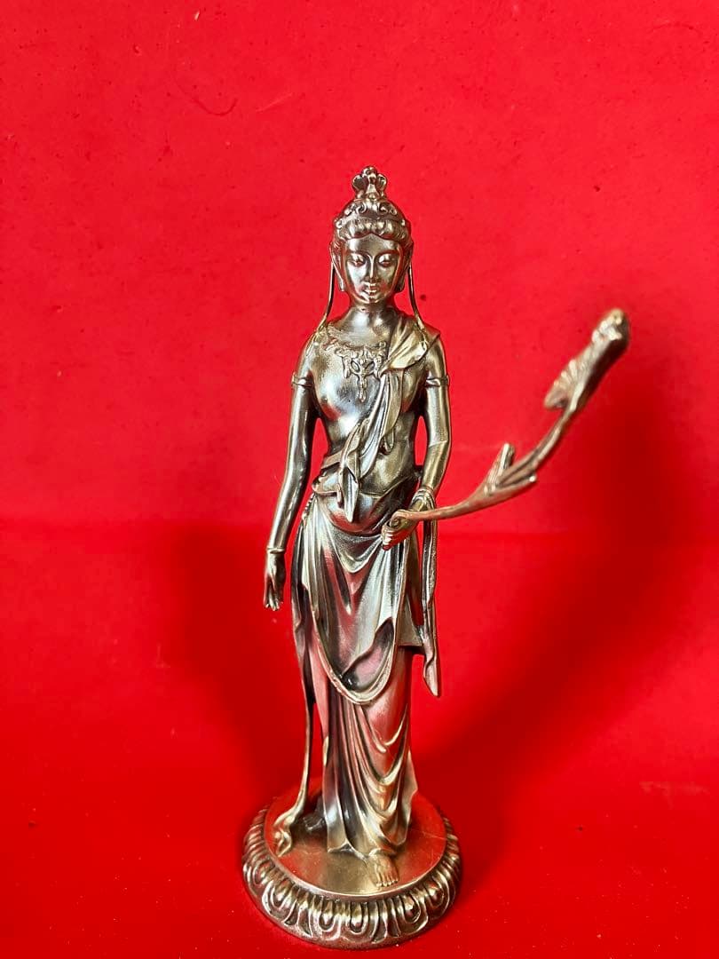 聖観音像 銀無垢 高村光雲作　高さ15センチ　重量220グラム