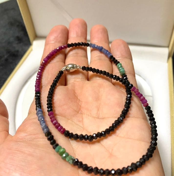 三大貴石ブラックスピネルネックレス